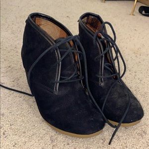 Mad love suede booties (black size 8)